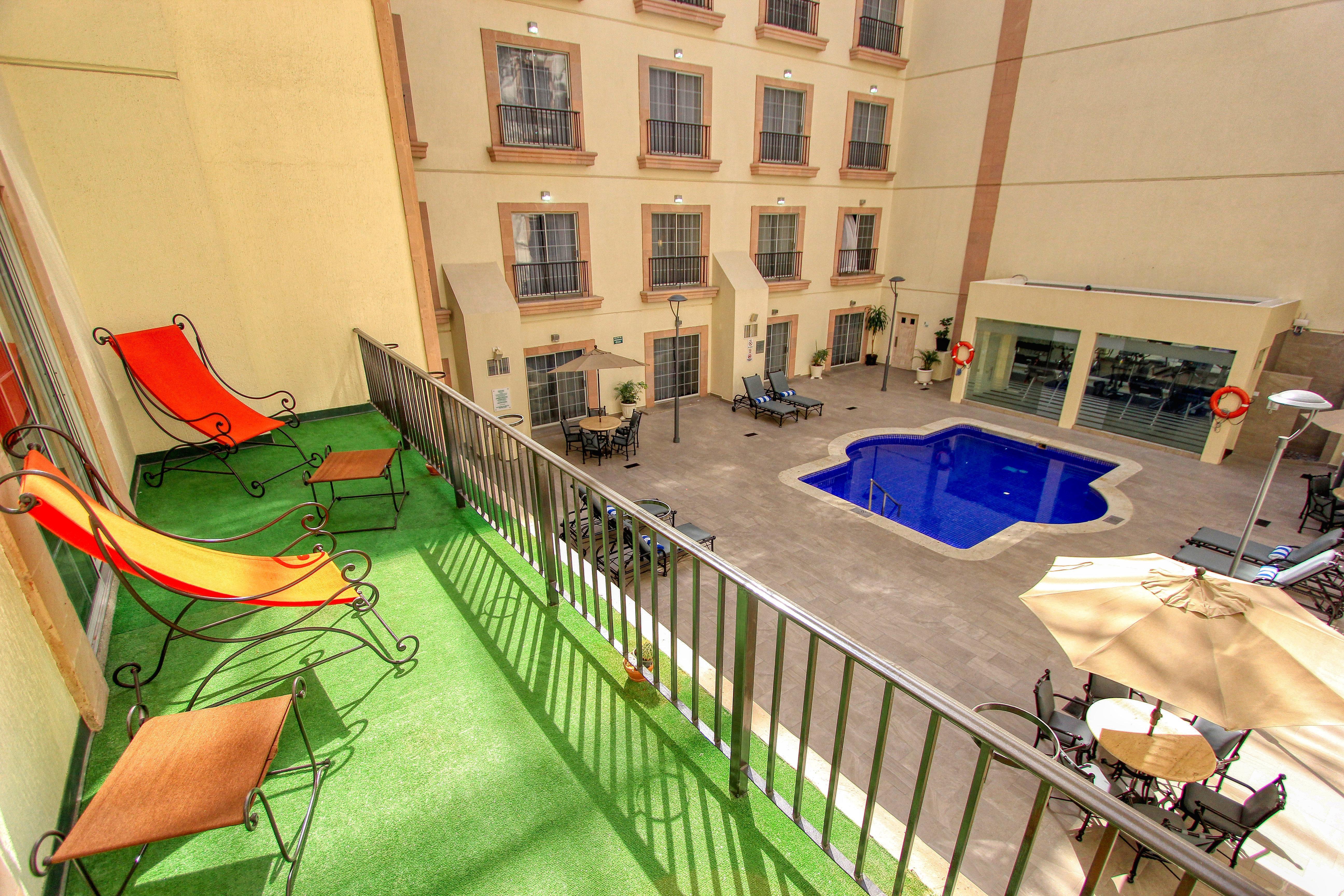 Holiday Inn Leon By Ihg Eksteriør billede