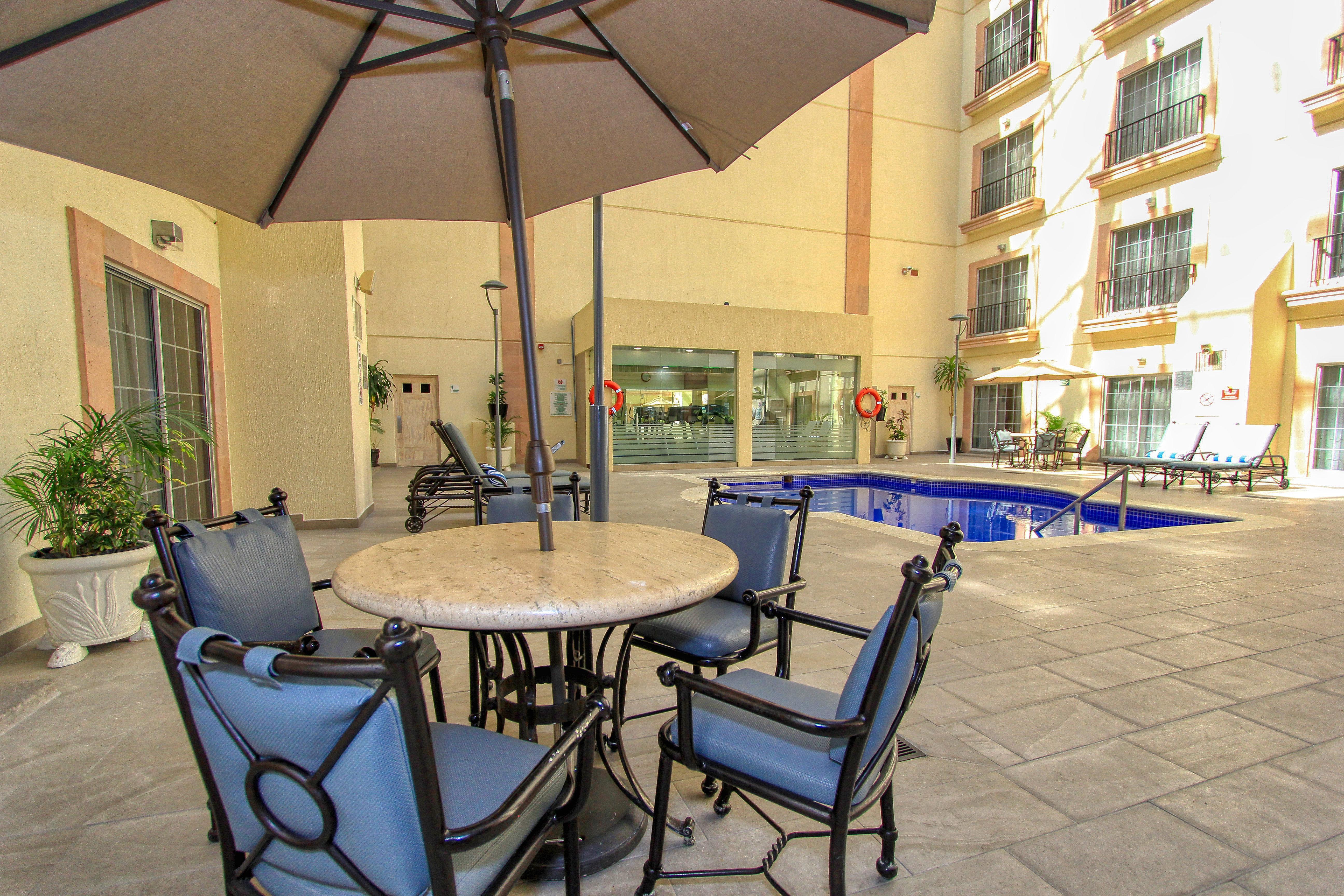 Holiday Inn Leon By Ihg Eksteriør billede