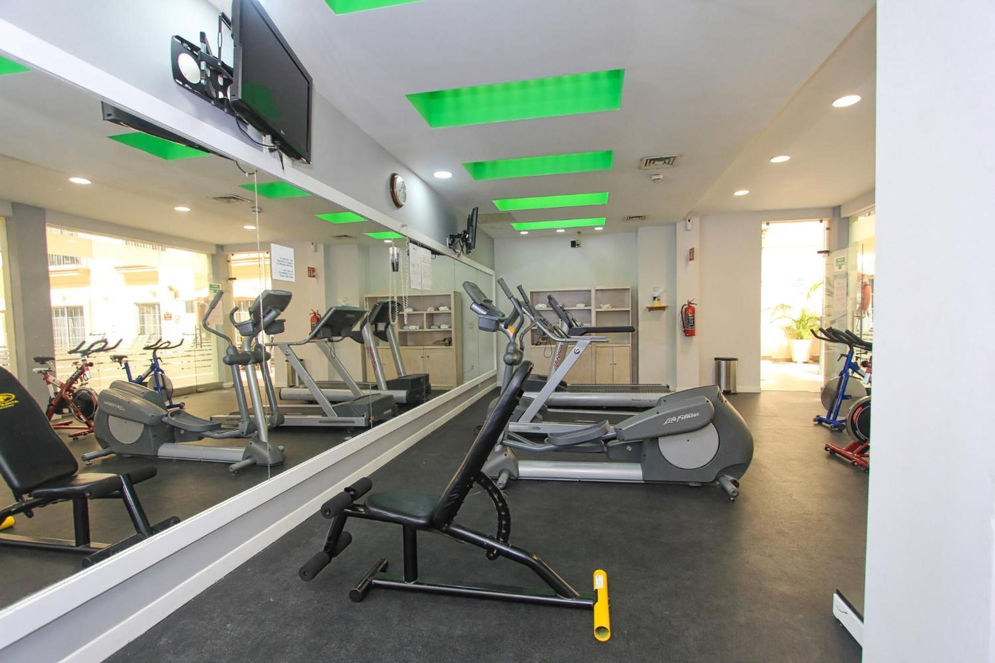 Holiday Inn Leon By Ihg Eksteriør billede