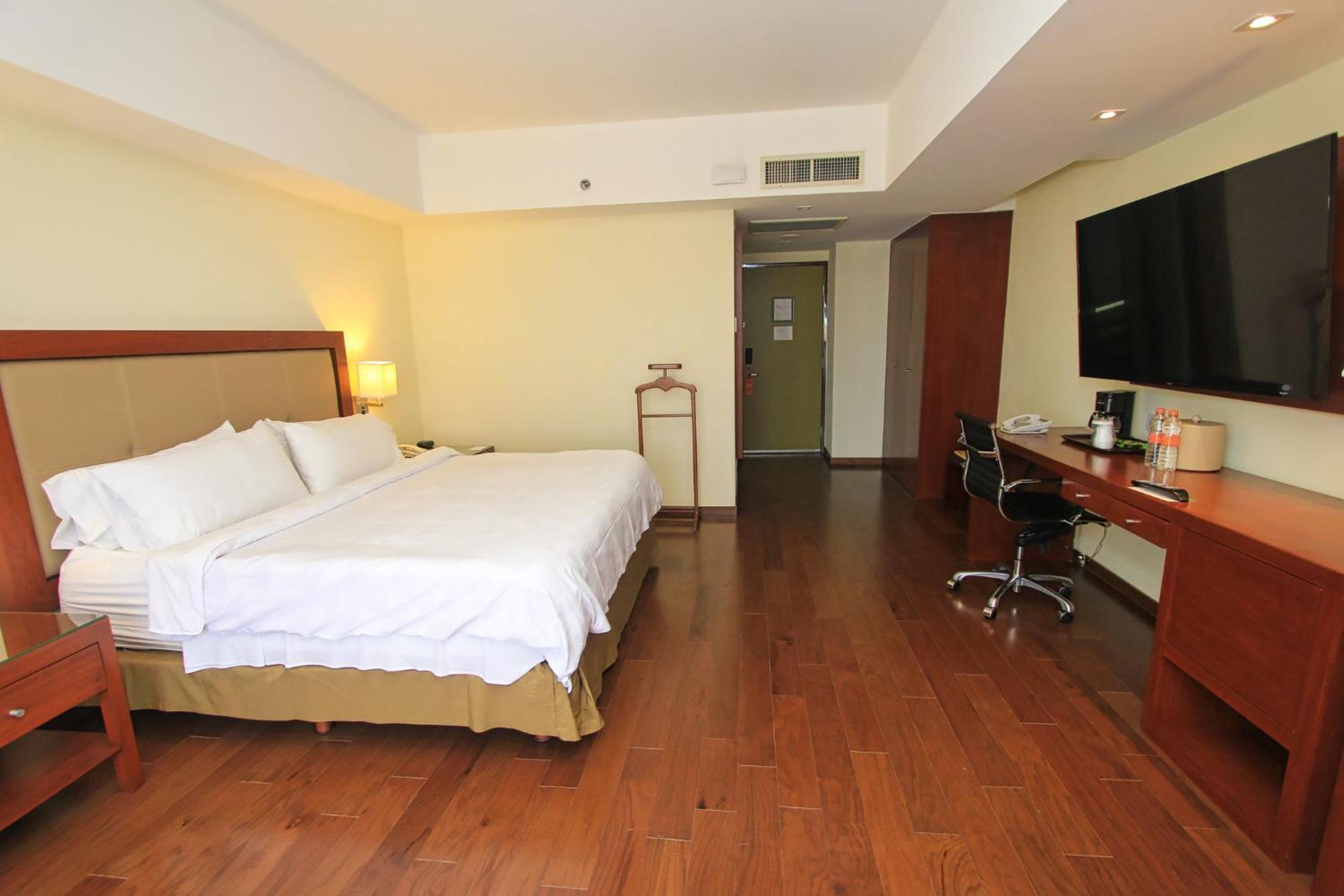 Holiday Inn Leon By Ihg Eksteriør billede